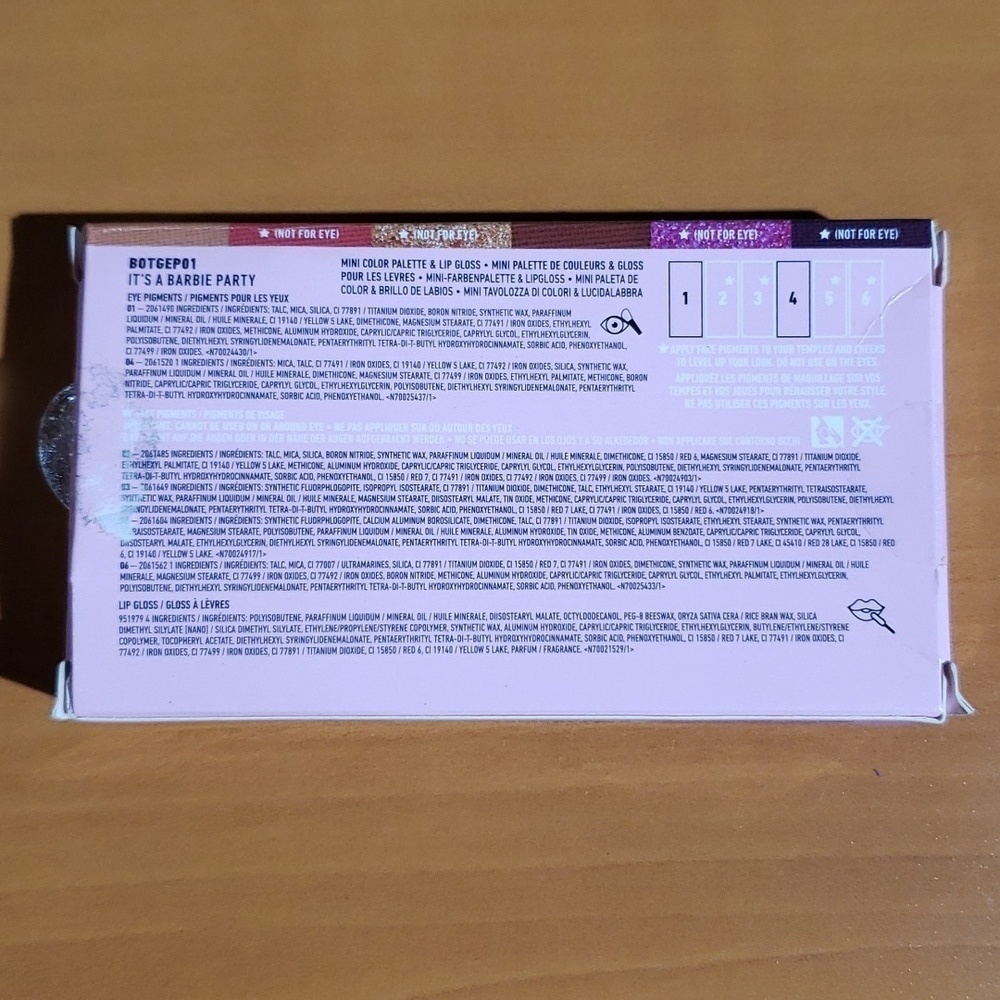NWT- Barbie Mini Pallette w Butter Gloss- Its a Barbie Party - Picture 2 of 4